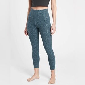 NWOT 🖤 Athleta Salutation Stash II Textured Tight XXS – Blue Animal Print